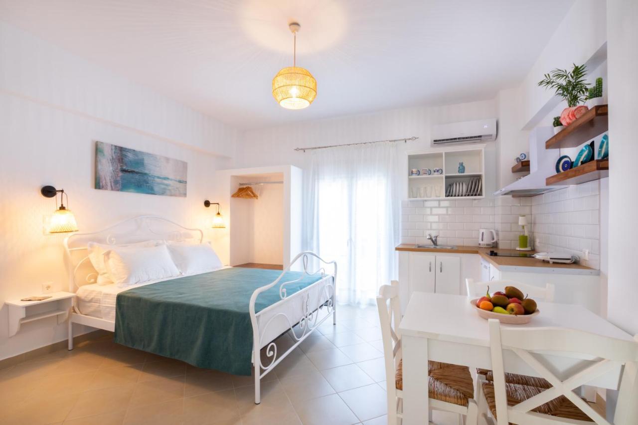 Anemos Guest Apts Karpathos Town  Exterior photo