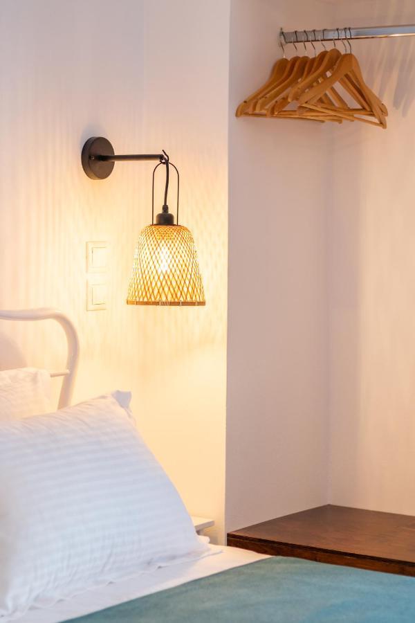 Anemos Guest Apts Karpathos Town  Exterior photo